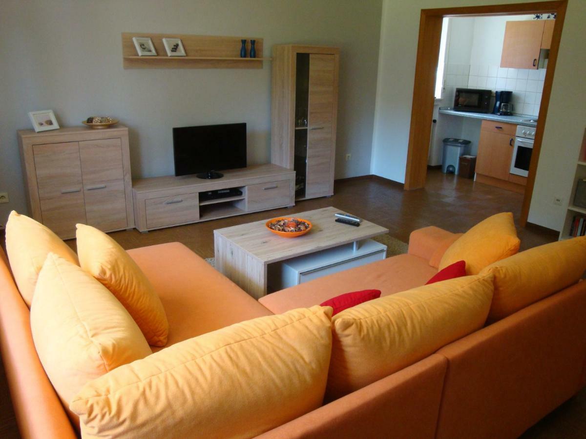 Ferienwohnung Cremer Waldorf エクステリア 写真